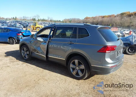 2019 Volkswagen Tiguan 2.0T Sel Premium/2.0T Sel Premium R-Line from USA, damaged, VIN 3VV4B7AX5KM028801